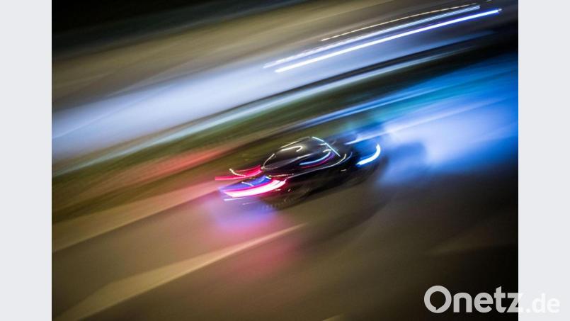 Auch „Alleinrennen“ im Straßenverkehr bleiben strafbar. Bild: Frank Rumpenhorst/dpa