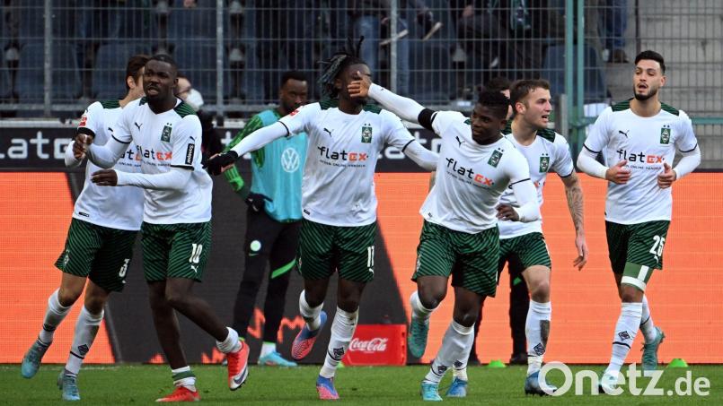 Mönchengladbach kam gegen Wolfsburg nach einem 0:2-Rückstand noch zurück. Bild: Federico Gambarini/dpa