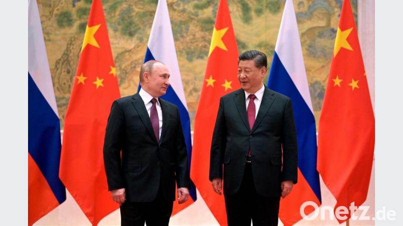 Xi Jinping und Wladimir Putin Anfang Februar in Peking. War Peking von der russischen Invasion in die Ukraine überrascht worden, oder gab es eine Absprache? Bild: Alexei Druzhinin/Pool Sputnik Government/AP/dpa