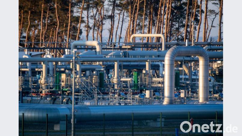 Blick auf Rohrsysteme und Absperrvorrichtungen in der Gasempfangsstation der Ostseepipeline Nord Stream 1. Bild: Stefan Sauer/dpa