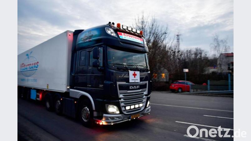 Ein Lkw transportiert Hilfsgüter für humanitäre Hilfe in die Ukraine. Bild: Marton Monus/dpa/Archivbild
