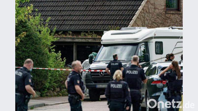 Dreifachmord-Prozess: In dem Haus in Dänischenhagen bei Kiel sind ingesamt zwei Tote gefunden worden. Bild: Axel Heimken/dpa