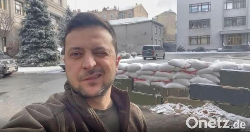 Ist nicht bereit, die Unabhängigkeit der selbst ernannten „Volksrepubliken“ sowie die russische Herrschaft über die Krim anzuerkennen: Ukraines Präsident Wolodymyr Selenskyj. Bild: Uncredited/Ukrainian Presidential Press Office/AP/dpa