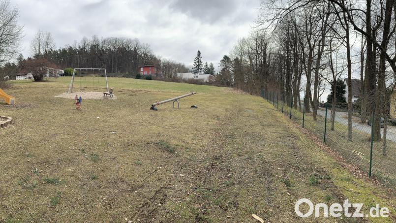 Zwar ist ein Ersatz geplant, dieser Spielplatz an der Felixallee müsste bei den derzeitigen Bauplänen im Viertel aber wohl für Wohnhäuser Platz machen. Bild: Gabi Schönberger