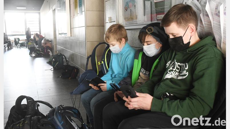 Weil die jüngeren Schüler viel zu gerne während der Pause gezockt haben, mussten die Regeln angepasst werden. Bild: Gabi Schönberger