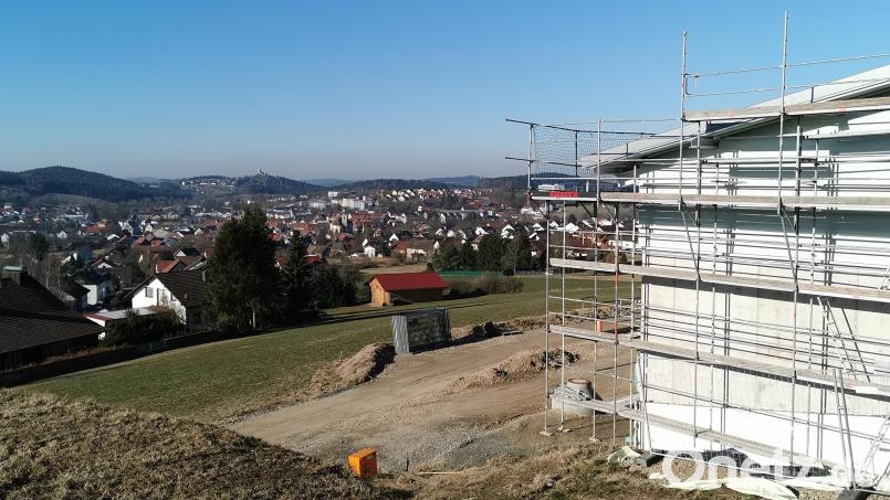 Im aktuellen Haushalt der Stadt Oberviechtach sind Baumaßnahmen für rund 9 Millionen Euro geplant. Der Fokus liegt bei den Pflichtaufgaben, wie auf dem Neubau des Wasserwerks Galgenberg. Bild: Portner