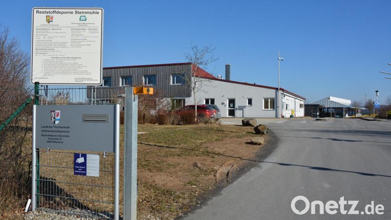 Die Reststoffdeponie Steinmühle steht für die Anlieferung von mineralischen Abfällen zur Verfügung. Auf dem Gelände befinden sich zudem die Umladestation für brennbare Hausmüll- und Gewerbeabfälle sowie die Wertstoffsammelstelle zur Anlieferung von Sperrmüll. Bild: jr