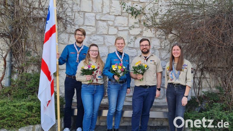 Die neu gewählte Stammesleitung der Ammersrichter Pfadfinder (von links): Michael Kronfeld, Christina Kronfeld, Eva Kronfeld, der ehemalige Stammesvorsitzende Christian Härteis und Maria Riedl. Bild: tne