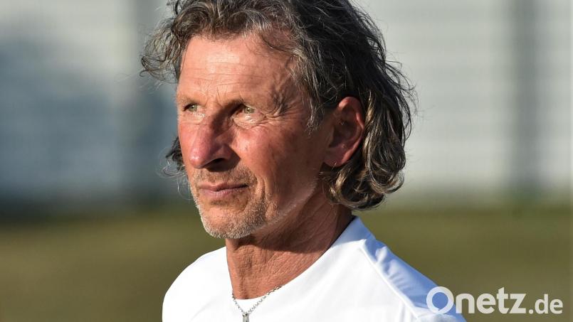 Josef Dütsch legt zu Saisonende sein Traineramt bei der SpVgg Schirmitz nieder. Bild: Büttner