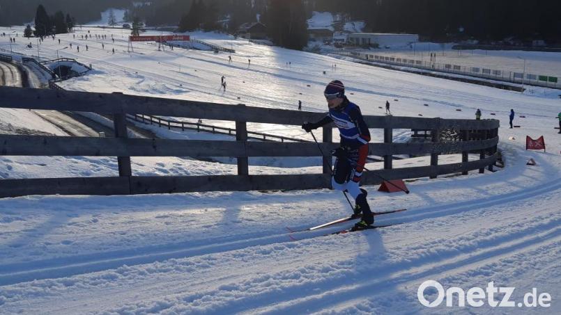 Tobias Loos konnte beim Saisonabschluss Schülercup im Tiroler Seefeld alle drei Rennen gewinnen. Mit dem Staffelsieg und dem Sieg in der Gesamtwertung holte sich der Läufer vom SC Monte Kaolino Hirschau auch zwei Deutsche Meistertitel Bild: chl