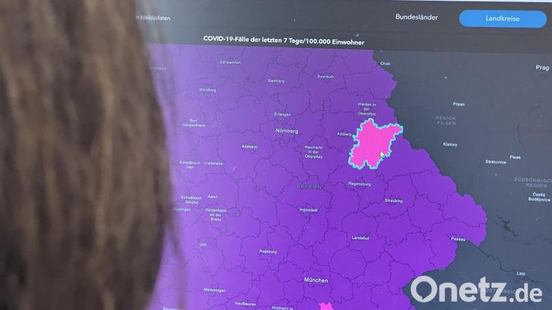 Der Landkreis Schwandorf hätte laut Robert-Koch-Institut am Donnerstag den niedrigsten Inzidenzwert in ganz Bayern. Doch der tatsächliche Wert liegt viel höher. Grund sind zahlreiche noch nicht ins System eingetragene Fälle. Bild: Tietz