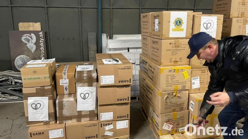Die Hilfsgüter des Lions-Clubs nehmen nun doch den Weg über die slowakisch-ukrainische Grenze. Die Zusammenarbeit mit einem 61-jährigen Tirschenreuther, der nach eigenen Angaben Mitglied der Nationalgarde der Ukraine ist, wurde am Donnerstag aufgekündigt. Bild: Lions-Club