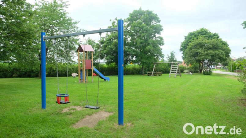 Auf diesem Grundstück östlich von Wölsendorf errichtet die Gemeinde Schwarzach eine Kindertagesstätte. Archivbild: ohr