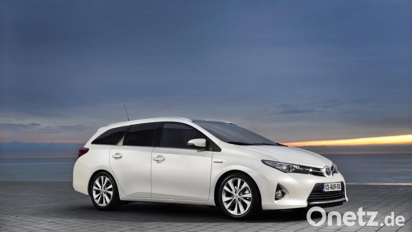 Nachfolger und Vorgänger: Als Auris vermarktete Toyota in Europa seine Kompaktklasse von 2007 bis 2019, seitdem läuft sie wieder unter Corolla. Bild: Toyota/dpa
