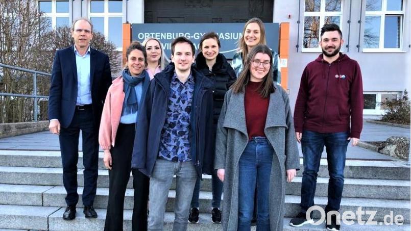 Die neuen Lehrer am Ortenburg-Gymnasium. Bild: lg