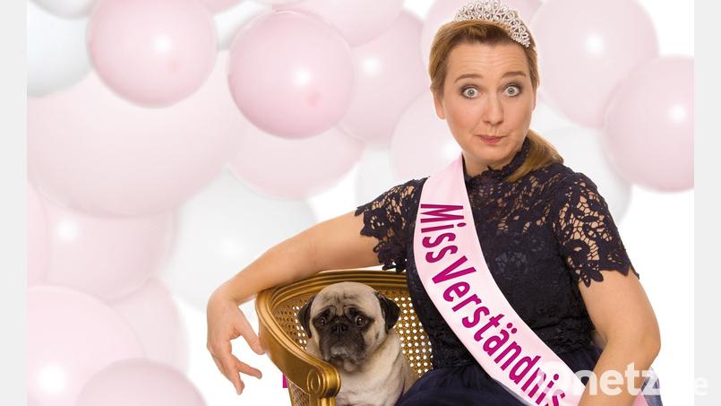 Kabarett &quot;Miss Verständnis&quot; heißt das neue Programm von Constanze Lindner. Die Kabarettistin gastiert auf Einladung der Oberviechtacher &quot;Freunde der Kunst&quot; am 20. Mai um 20 Uhr in der Schwarzachtalhalle Neunburg. Bild: Martina Bogdahn/exb