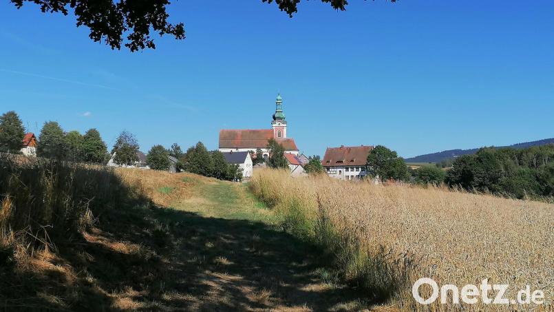 In der Pfarrei Bad Neualbenreuth (im Bild die Pfarrkirche St. Laurentius) und in der Expositur Ottengrün bilden den Frauen und Männer den Pfarrgemeinderat. Archivbild: Thomas Schaller