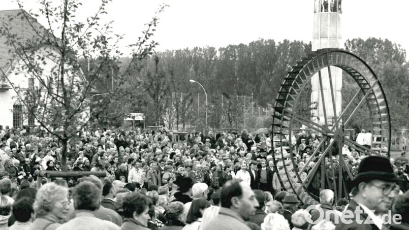 Die Stadt Auerbach hat für ihre Ambitionen ein regionales Vorbild: Am 19. April 1996 eröffnete in Amberg die Landesgartenschau ihre Pforten. Archivbild: Petra Hartl
