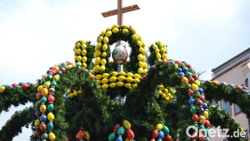 Der Osterbrunnen vom Jahr 2019 war der letzte vor der coronabedingten Pause. Bild: hcz