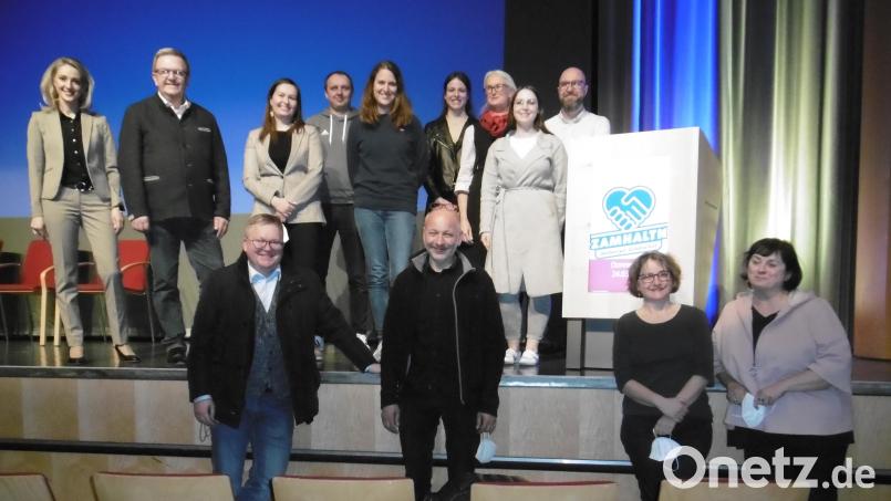 Viele Verantwortliche halten zusammen, wenn es um &quot;Hilfe zur Selbsthilfe&quot; für Geflüchtete aus der Ukraine geht. Bestes Beispiel war das Treffen am Donnerstagabend im ACC. Bild: mma