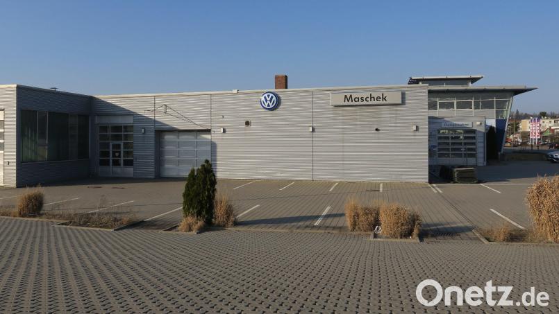 Die Gewerbebrache "Maschek" an der Regensburger Straße wird verschwinden. An dieser Stelle soll unter anderem ein Hotel entstehen. Bild: Hirsch