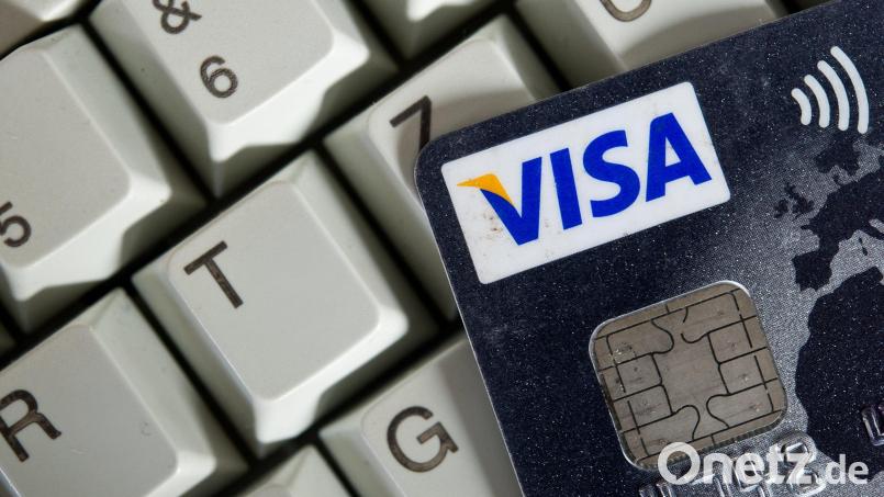 Immer häufiger werden Menschen online Opfer von Cybercrime. Fake Shops zielen beispielsweise darauf ab, den Kunden das Geld aus der Tasche zu ziehen. Archivbild: Ole Spata