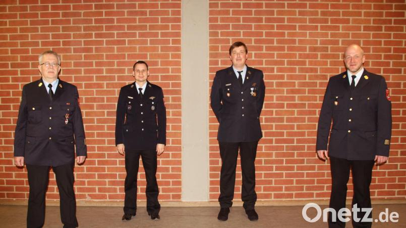 Bei der Stadtjugendfeuerwehr gab es Neuwahlen (von links): Heinrich Scharf, Patrick Zimmer, Christian Pöhlmann und Christoph Bachmann. Bild: FFW Amberg/exb
