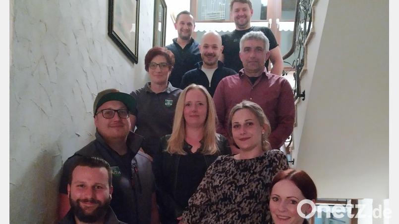 Der neue Vorstand des St.-Jodok-Ritt-Vereins. Von links unten: Benedikt Uhlemann, Nicole Freundl, David Nesner, Judith Winderl, Rebekka Fischer, Sabine Gruber, Lukas Braun, Martin Eckl, Werner Schärtl, Josef Schneider Bild: Anna Thaler/exb