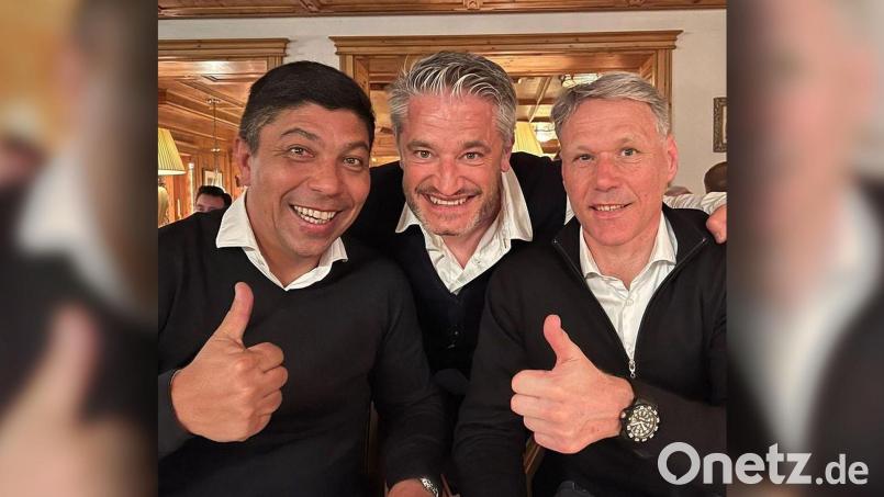 Drei Mal Weltklasse: (von links) Giovane Elber, Gerd Schönfelder und Marco van Basten in Zürs am Arlberg. Bild: Schönfelder/Facebook