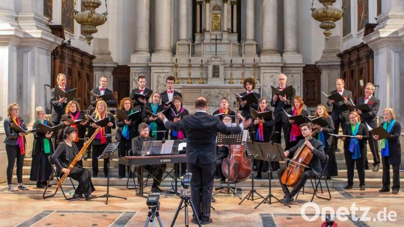 Kammerchor CoroCantiamo Bild: Fabian Neuner/exb