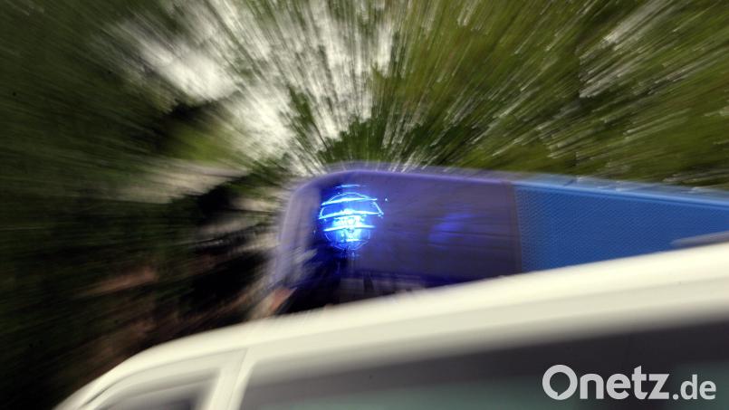 Ein Rettungshubschrauber bringt eine 66-jährige Pedelec-Fahrerin nach einem Sturz ins Krankenhaus. Bild: oy