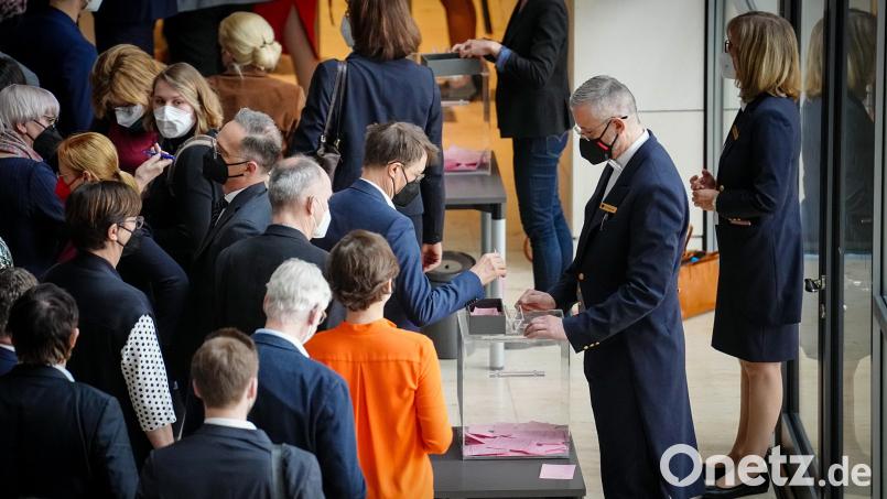 Abstimmung im Bundestag: Kein Vorschlag für eine Impfpflicht erhielt die nötige Mehrheit. Bild: Kay Nietfeld