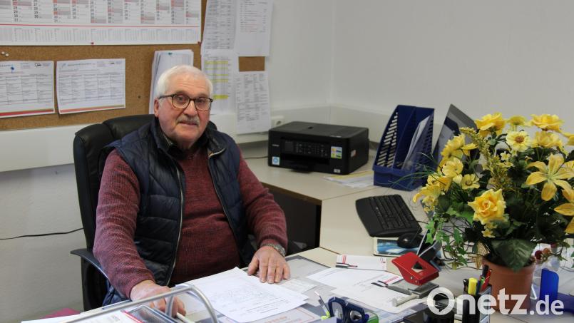 In seinem zweiten Zuhause, dem AWO-Heim gleich in seiner Nachbarschaft verbringt Franz Witt auch als Rentner viel Zeit. Als Vorsitzender des Ortsvereins kümmert er sich auch um die Verwaltung des Hauses und um Essen auf Rädern für Senioren. Bild: prh