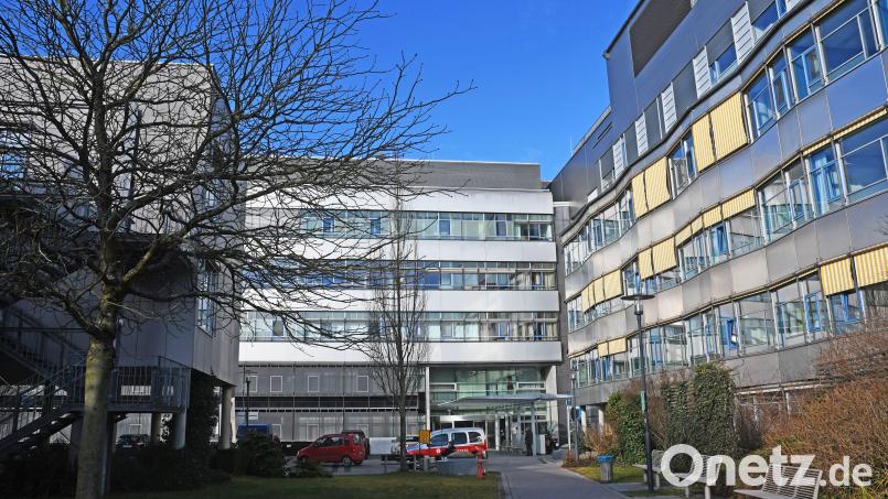 Auch das Klinikum Weiden legt nach bei Corona-Lockerungen - wenn auch in vorsichtigen Schritten. Archivbild: Gabi Schönberger