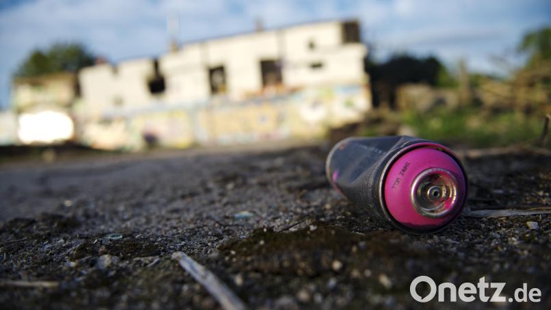 In der Schulgassee wurde ein Haus beschmiert. Bild: Emily Wabitsch