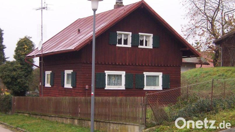 Das Holzhaus aus Breitenried zieht noch heuer ins Freilandmuseum Oberpfalz um. Es steht für die Not unmittelbar nach 1945 und das Schicksal von Kriegsversehrten. Bild:  Freilandmuseum Oberpfalz/exb