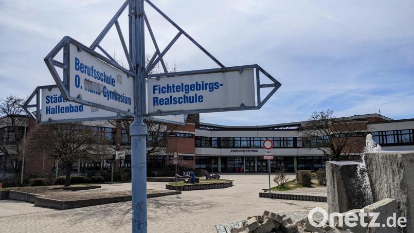 Wo aktuell noch jede Schule ihren eigenen Pausenhof hat, soll irgendwann ein Schulcampus entstehen. Bild: Sascha Fuchs/fph