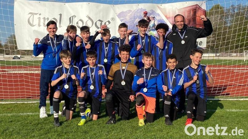 Die U13 der SpVgg SV Weiden gewann das Qualifikationsturnier in Dingolfing und darf nun am renommierten Cordialscup in Kitzbühel teilnehmen. Bild: SpVgg SV Weiden