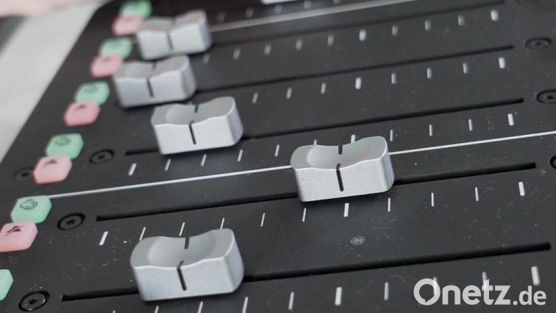 Im aktuellen OTon spricht Wolfgang Ruppert über seine Erfahrungen im Podcaststudio. Bild: uax
