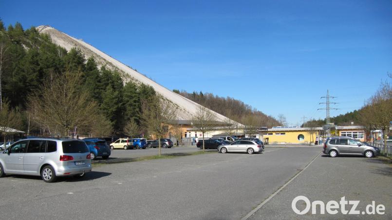 In der Sommersaison 2022 ist wohl das Parken am Monte Kaolino noch kostenlos. Ab 2023 sind Parkscheinautomaten im Gespräch. Bild: fg