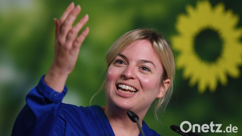 Katharina Schulze, Fraktionsvorsitzende von Bündnis 90/Die Grünen, beschließt auf ihrer Fraktionsklausur in Bayreuth ein Positionspapier zu erneuerbaren Energien. Archivbild: Angelika Warmuth/dpa