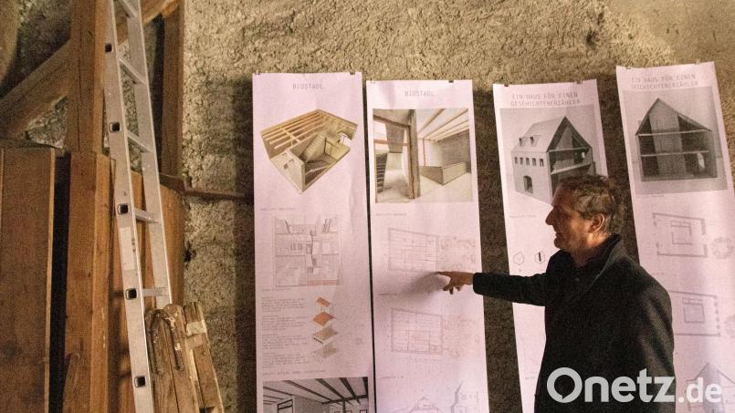 Interessierte können mit Architekt Josef Weber, dem Inhaber des Anwesens, einen Besichtigungstermin vereinbaren, um mehr über das Gebäude zu erfahren. Bild: Susanne Forster
