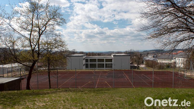 Der Allwetter-Sportplatz in Bärnau bei der Grundschule soll künftig für die Allgemeinheit geöffnet werden. Bild: Susanne Forster