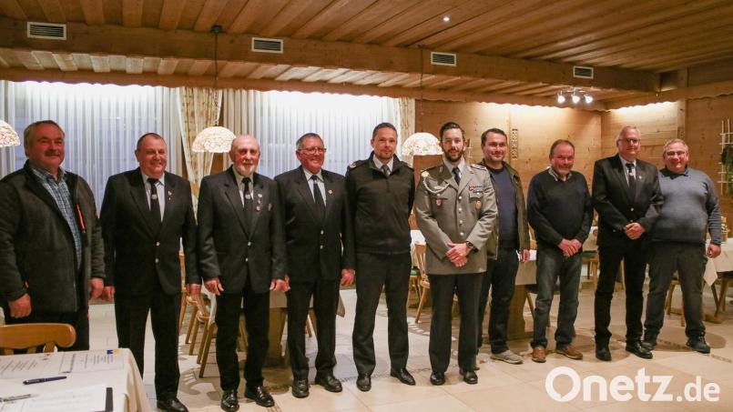 Der neu gewählte Vorstand der KSK Ilsenbach freut sich über erfolgreiche Spendensammlungen im vergangenen Jahr. Bild: Rebecca Kostanjevec
