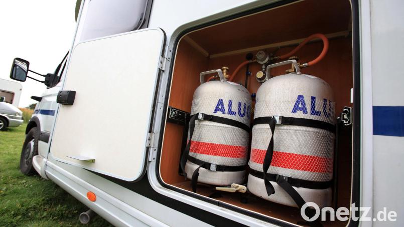 Kochen, Heizen und auch Kühlen: Flüssiggas im Wohnmobil sorgt für Komfort und Unabhängigkeit - doch die Anlage muss sicher sein. Bild: Bodo Marks/dpa