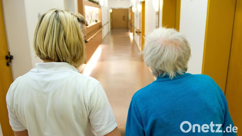 Die Zahl der Demenzkranken nimmt stetig zu. Auch im Landkreis Tirschenreuth. Das Landratsamt will Angehörigen nun Hilfen anbieten, wie sie besser mit der Krankheit umgehen können. Bild: Sven Hoppe