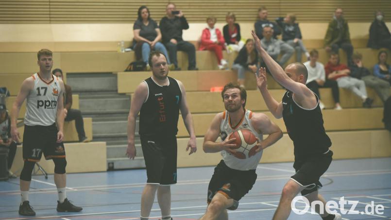 Die Neustädter Regio-Basketballer stellten am Samstag einige Fehler gegenüber dem Erfurtspiel ab. Beim Tabellenzweiten aus Bayreuth reichte es dennoch nicht zum Sieg. Bild: Tobias Schwarzmeier