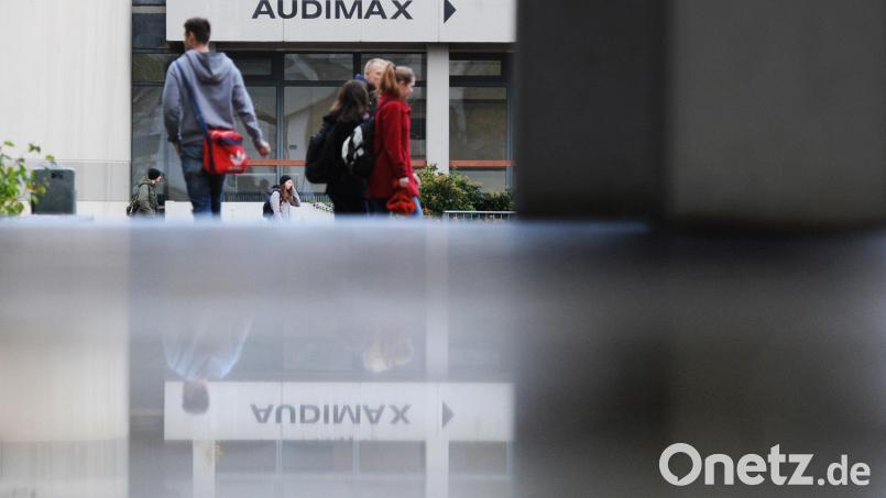 Das neue Hochschulgesetz soll die Universitäten und Hochschulen wirtschaftlicher und innovativer machen. Bild: Julian Stratenschulte