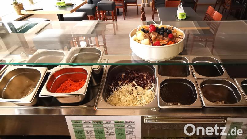 Das gastronomische Angebot in Oberviechtach hat einen gesunden Zuwachs bekommen: Im modern eingerichteten Bistro im Soldatenheim stehen ausschließlich Bowls auf der Karte. Bild: Portner