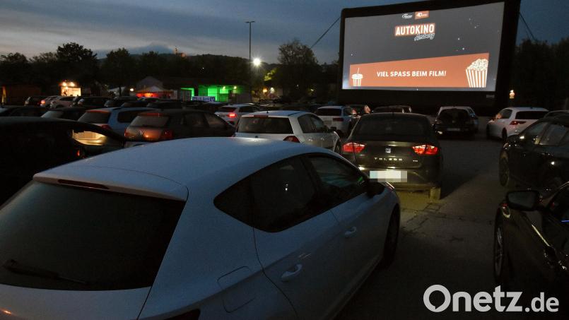 Seit Mittwoch gibt es ein Autokino am Amberger Dultplatz. Bild: Stephan Huber